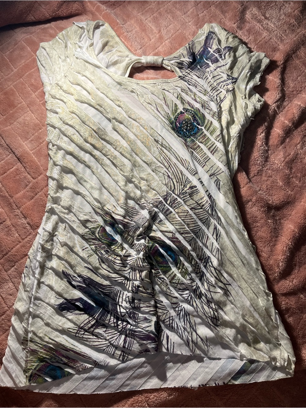Studio Y White Crinkle Tee with Peacock Feather Motif